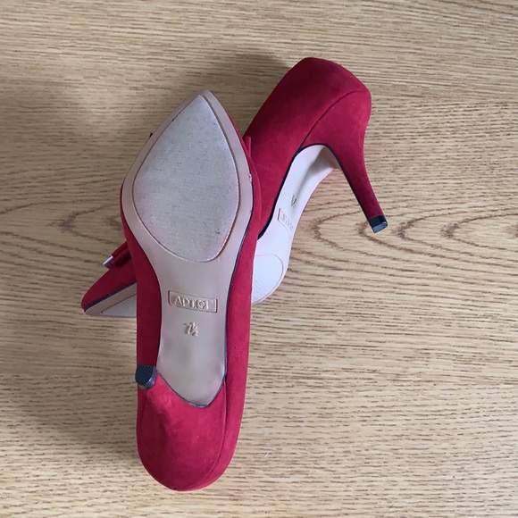 Red 4” heel with bow ▪️ - Picture 2 of 7